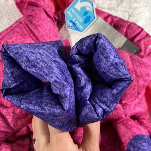 NWT Pacific Trail Hooded Puffer Winter Jacket Scarf Set Size 12 M Pink & Purple - Picture 10 of 13